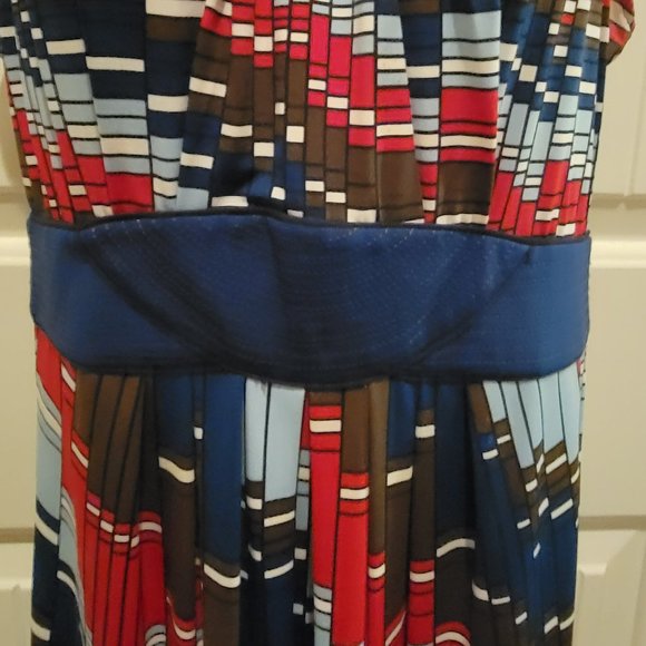 BCBG max azria multi color sleeveless dress - Picture 4 of 9
